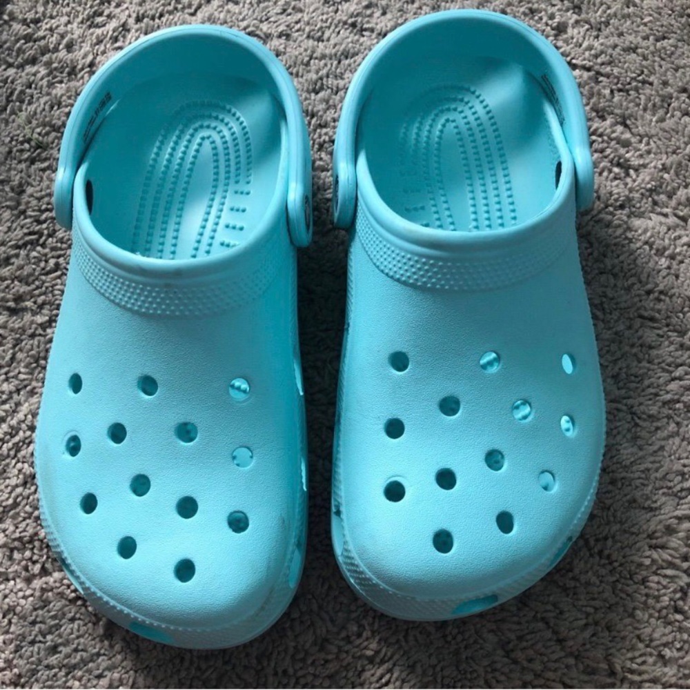 Blue Crocs!! Size women’s 9!!